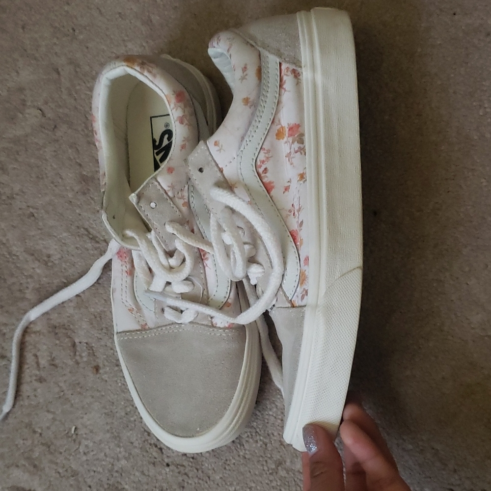 Floral Pattern Van's